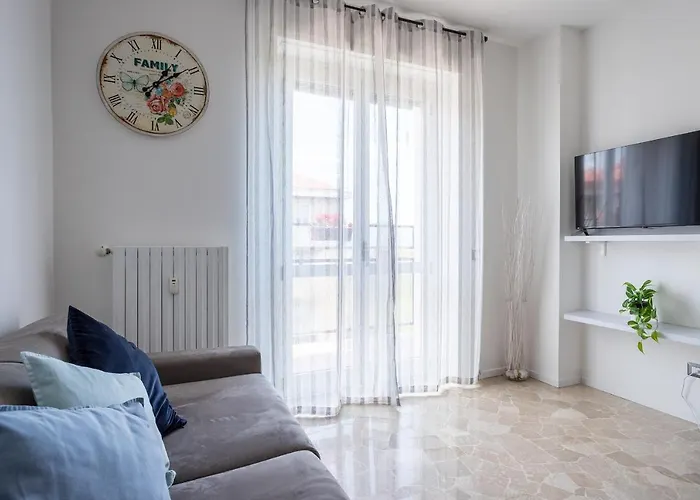 Apartment Rent - Parking And Comfort - Spacious Up To 8 Pax *