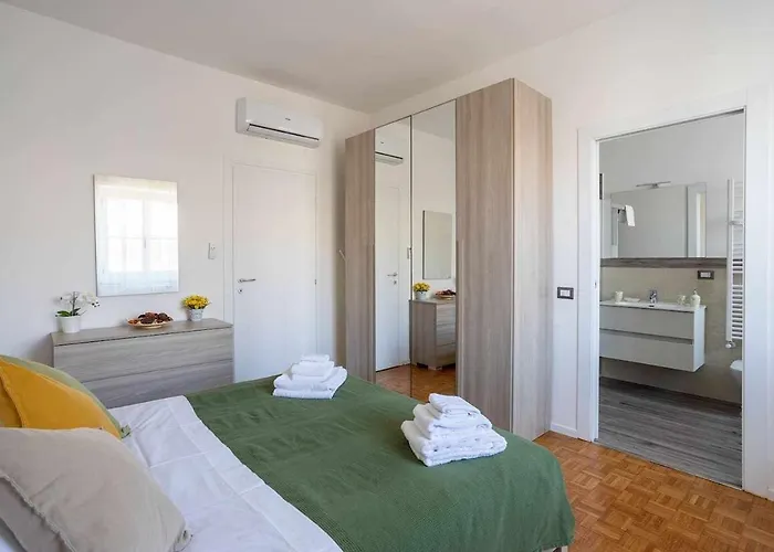 Rent - Parking And Comfort - Spacious Up To 8 Pax Milan