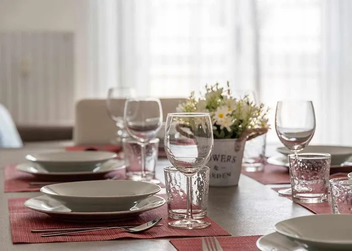 Rent - Parking And Comfort - Spacious Up To 8 Pax Apartment Milan