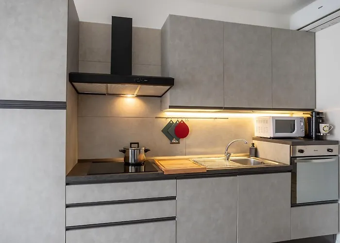 Apartment Rent - Parking And Comfort - Spacious Up To 8 Pax