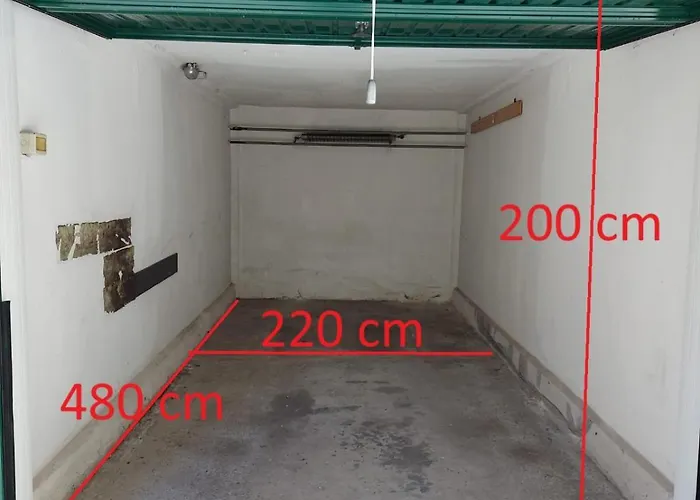 Rent - Parking And Comfort - Spacious Up To 8 Pax Milan
