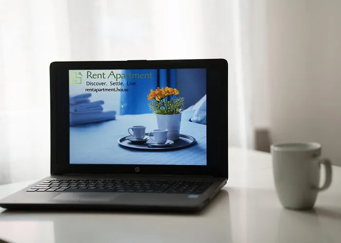 Rent - Parking And Comfort - Spacious Up To 8 Pax Apartment Milan